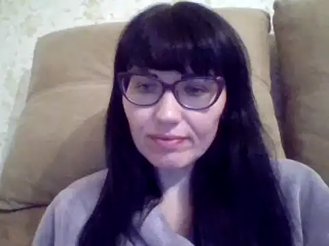 Snapshot of CharmingCat321 chatting on March 17, 9:34 pm CharmingCat321 online show from March 17, 9:34 pm