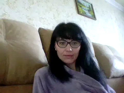 Snapshot of CharmingCat321 chatting on March 18, 6:25 am CharmingCat321 online show from March 18, 6:25 am