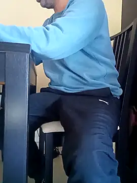 adre84s online show from November 21, 9:52 am