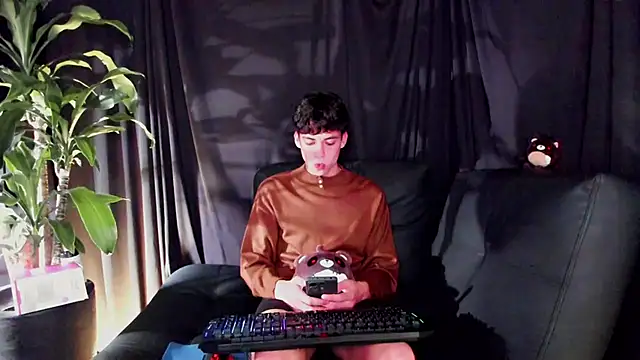 Snapshot of seth_ryder_ chatting on February 11, 8:26 am seth ryder online show from February 11, 8:26 am