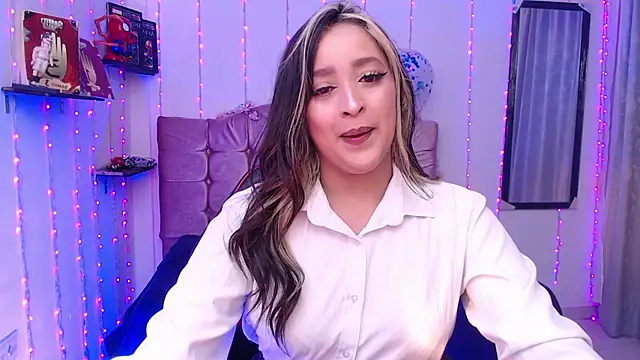 sapphire lilac online show from February 6, 4:10 am