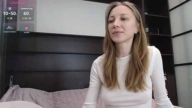 AlexCandy69 online show from April 6, 3:57 pm