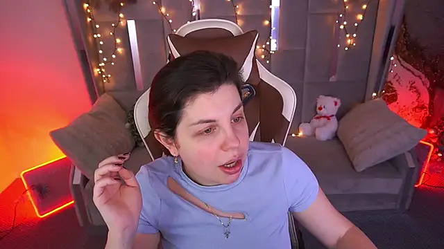 MirandaWong online show from February 7, 6:50 am