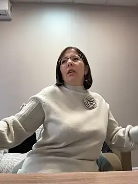 Snapshot of B_Bonya_m chatting on October 11, 4:55 am B Bonya m online show from October 11, 4:55 am