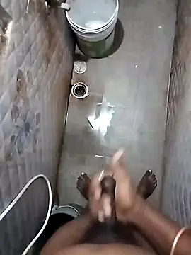 Snapshot of Karthik924 chatting on December 9, 4:47 pm Karthik924 online show from December 9, 4:47 pm