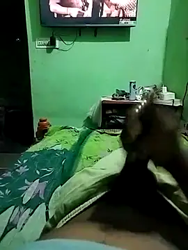 Snapshot of Karthik924 chatting on March 3, 5:18 pm Karthik924 online show from March 3, 5:18 pm