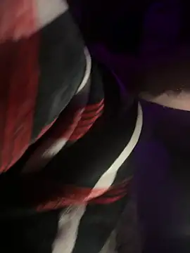 Snapshot of Johndoe2292 chatting on October 20, 10:16 am Johndoe2292 online show from October 20, 10:16 am