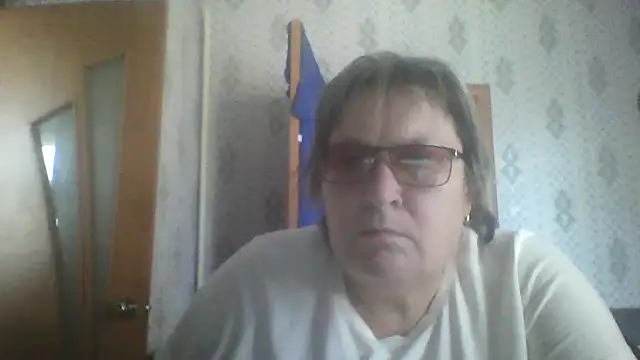 Snapshot of MelanieCold467 chatting on September 26, 9:02 am MelanieCold467 online show from September 26, 9:02 am