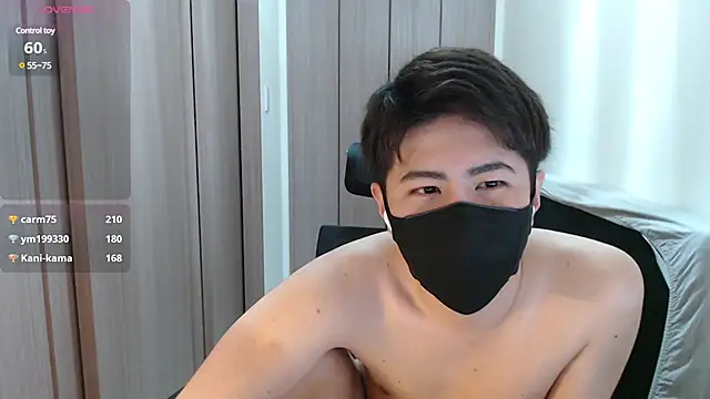 Snapshot of ryota_kkk chatting on March 9, 2:10 pm ryota kkk online show from March 9, 2:10 pm