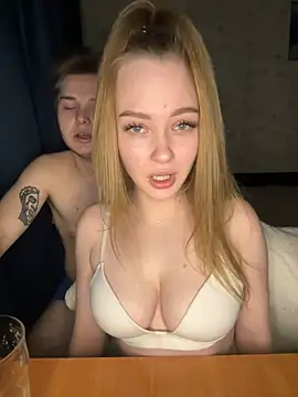 Family-Mm1 online show from December 29, 11:50 pm