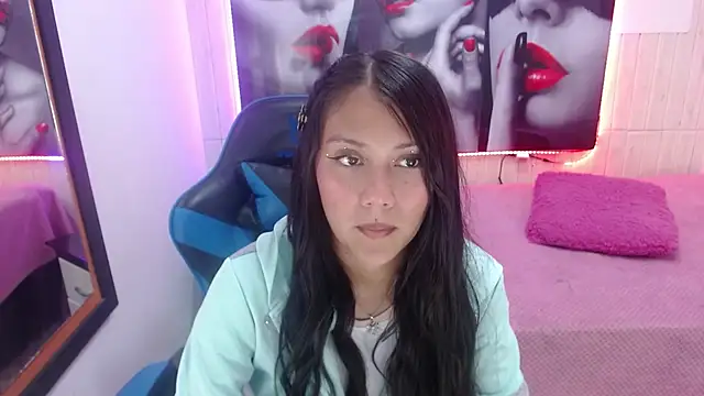 Catalehia Milk online show from January 21, 7:50 pm