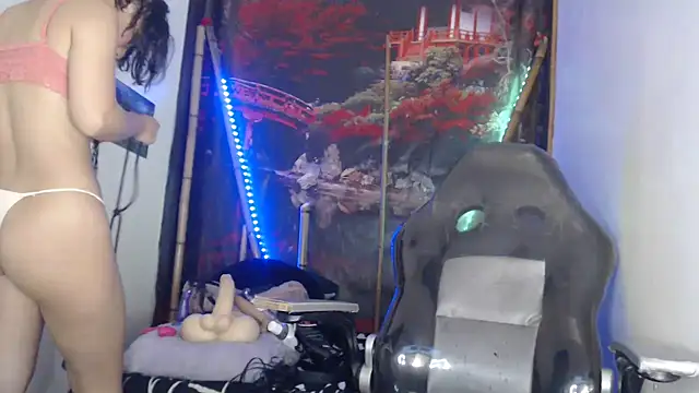 dark doll5 online show from December 8, 5:01 pm