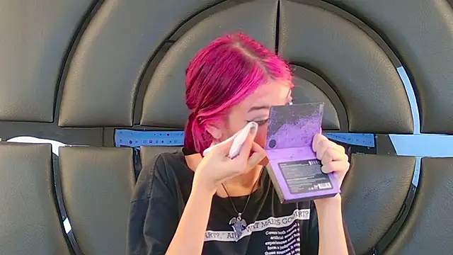 ElizabetthKitty online show from January 27, 11:00 pm