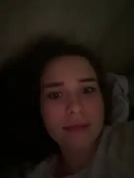 Snapshot of AlenaDast chatting on December 20, 1:25 am AlenaDast online show from December 20, 1:25 am