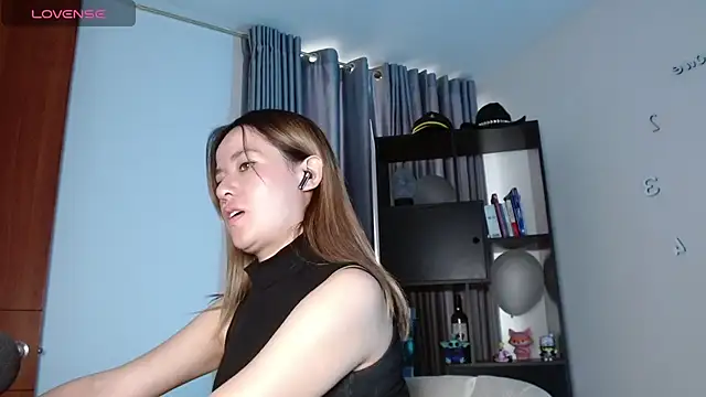 sexfire lalita online show from February 5, 8:35 pm