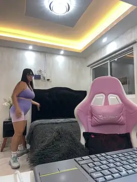 Hot beauty   online show from June 27, 12:59 am