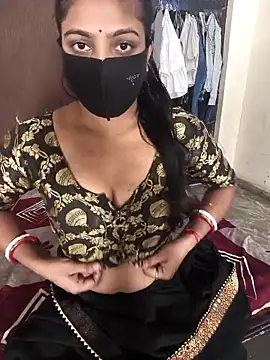 Snapshot of bihariguy chatting on November 3, 3:52 am bihariguy online show from November 3, 3:52 am