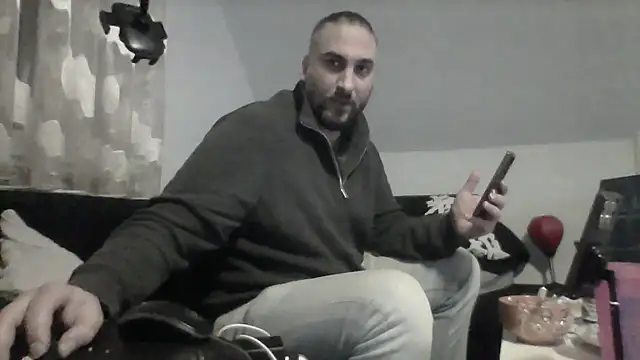 NewyorkDimi online show from December 16, 4:50 am