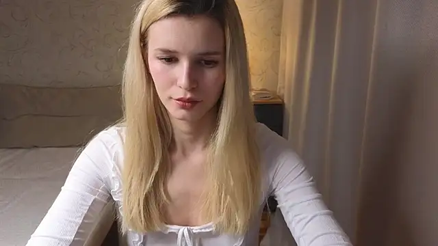 elsa limerence online show from April 27, 5:11 pm
