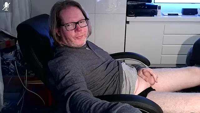 VSteph online show from October 6, 7:11 pm