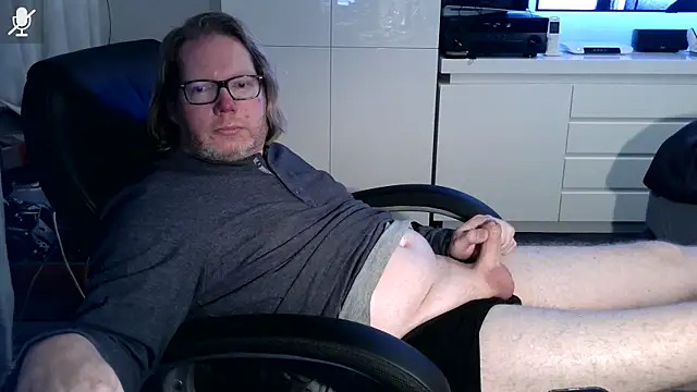 VSteph online show from October 7, 9:12 pm