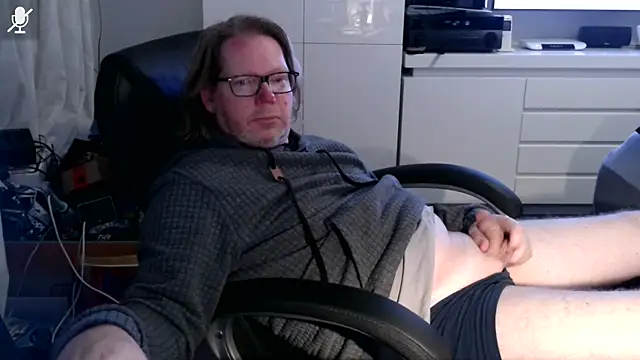 VSteph online show from November 9, 9:24 pm