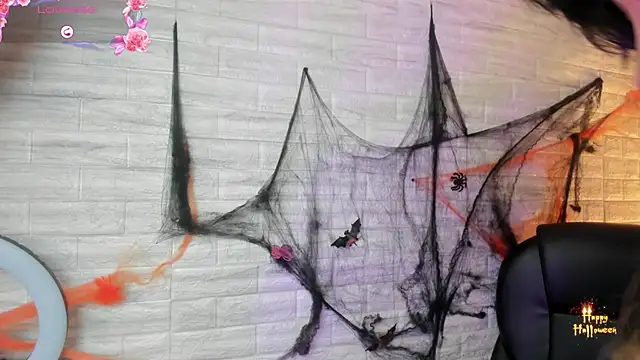 alice  tylor online show from October 29, 9:33 am