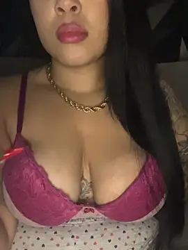 debiigg online show from December 29, 1:13 am