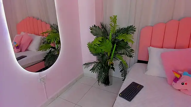 Snapshot of Jasmin_evano29 chatting on June 9, 5:35 pm Jasmin evano29 online show from June 9, 5:35 pm