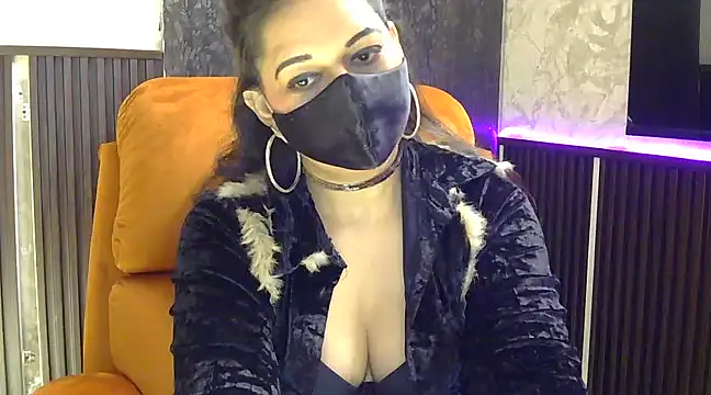 Snapshot of fabdemira chatting on January 24, 8:11 pm fabdemira online show from January 24, 8:11 pm