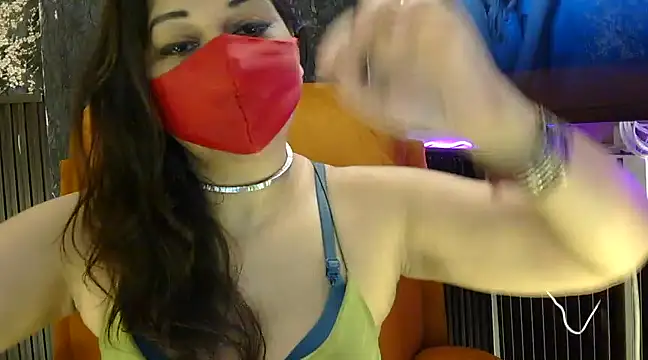 Snapshot of fabdemira chatting on February 16, 6:43 pm fabdemira online show from February 16, 6:43 pm