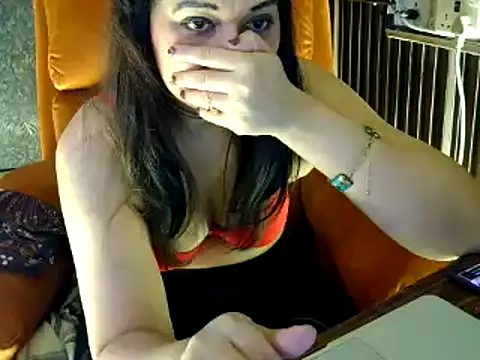 Snapshot of fabdemira chatting on February 23, 9:16 pm fabdemira online show from February 23, 9:16 pm
