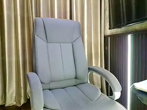 fabdemira online show from October 3, 3:31 pm