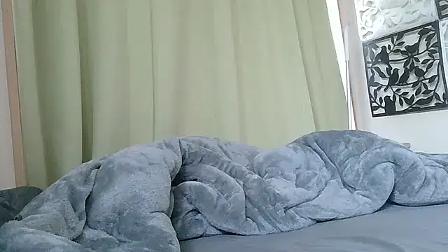 Snapshot of UKI06 chatting on January 31, 2:58 am UKI06 online show from January 31, 2:58 am