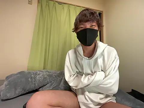 Snapshot of UKI06 chatting on March 15, 1:50 pm UKI06 online show from March 15, 1:50 pm