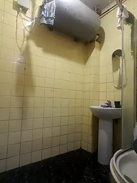 Snapshot of Polygamist chatting on April 2, 5:05 am Polygamist online show from April 2, 5:05 am