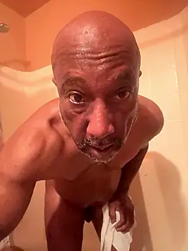 Snapshot of pononi420 chatting on January 7, 1:46 pm pononi420 online show from January 7, 1:46 pm