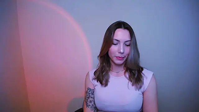 VanessaMay  online show from December 18, 5:52 pm