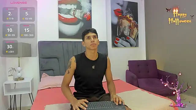 kieran derek online show from October 30, 7:58 pm