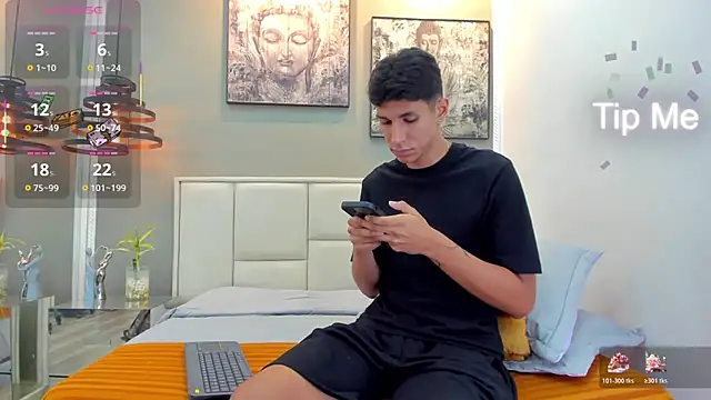 kieran derek online show from November 28, 3:31 am