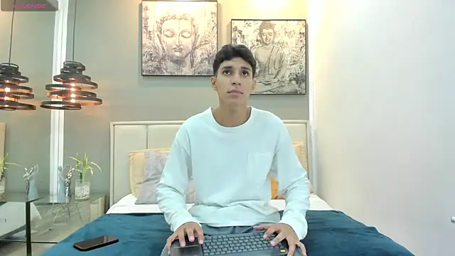 kieran derek online show from December 14, 3:34 am