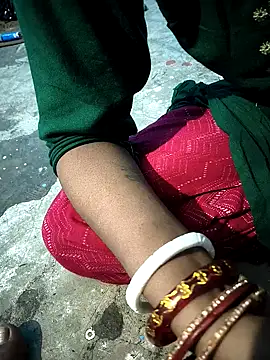 NareshN5 online show from July 29, 4:38 pm