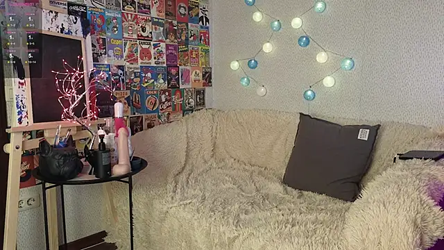 LittleLeen online show from January 24, 10:30 pm