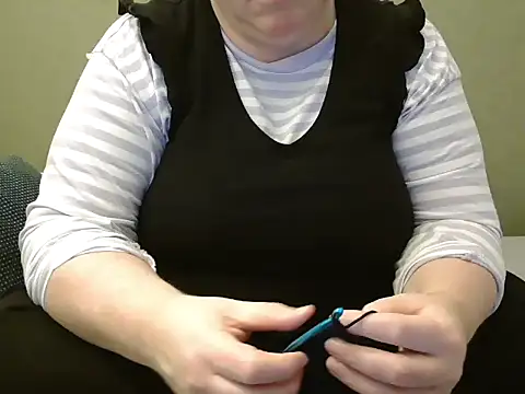 Snapshot of MarthaBriest chatting on January 29, 10:37 am MarthaBriest online show from January 29, 10:37 am