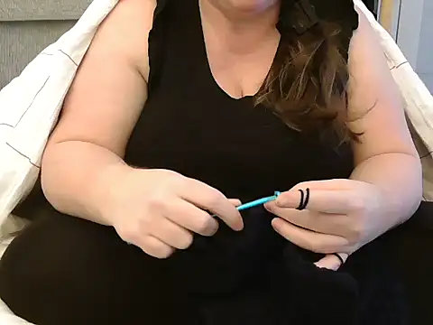 Snapshot of MarthaBriest chatting on February 9, 1:35 pm MarthaBriest online show from February 9, 1:35 pm