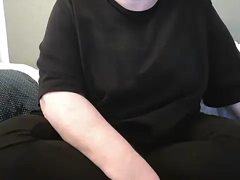 Snapshot of MarthaBriest chatting on February 19, 2:34 pm MarthaBriest online show from February 19, 2:34 pm