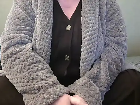 Snapshot of MarthaBriest chatting on March 21, 10:06 am MarthaBriest online show from March 21, 10:06 am