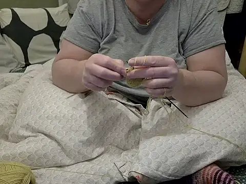 MarthaBriest online show from February 14, 4:31 am