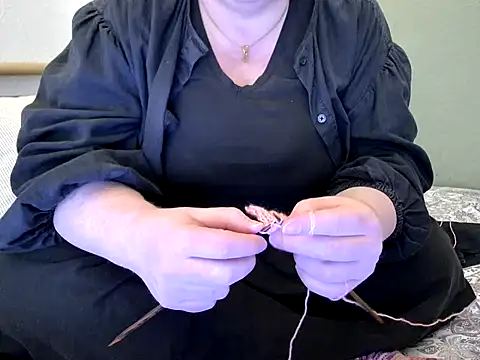 MarthaBriest online show from May 6, 3:06 pm