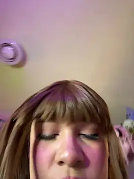 m0ondolly online show from March 18, 6:16 am